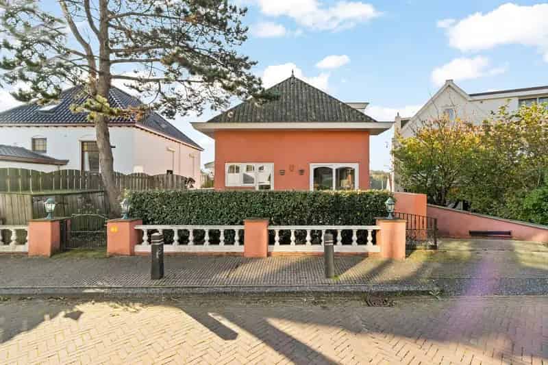 Luxe Villa Noordwijk Aan Zee Strand Nabij Ruime Tuin Garage Lift Rolstoeltoegankelijk