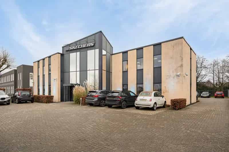 Kantoor te huur Waalwijk 502m²