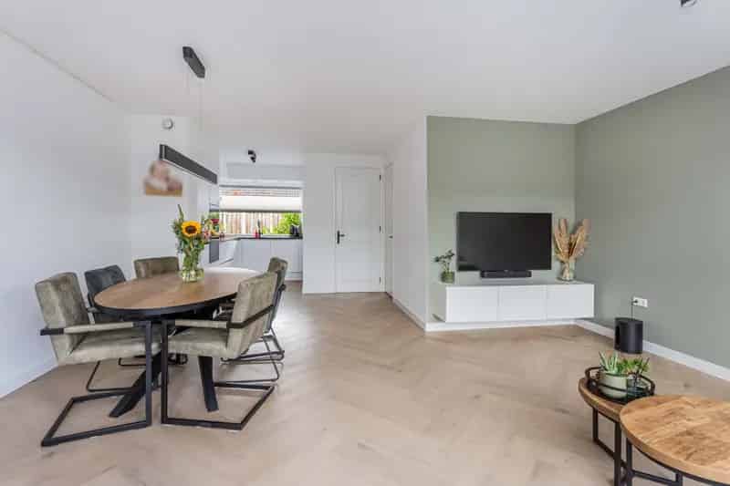 Moderne Tussenwoning Maarssen Singel Rustige Straat