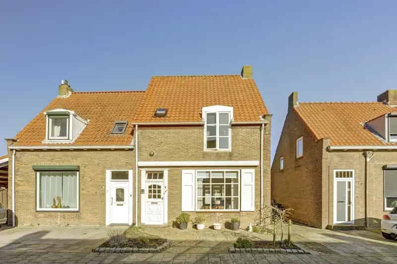 Sfeervolle Hoekwoning Yerseke 3 slaapkamers Ruime Serre