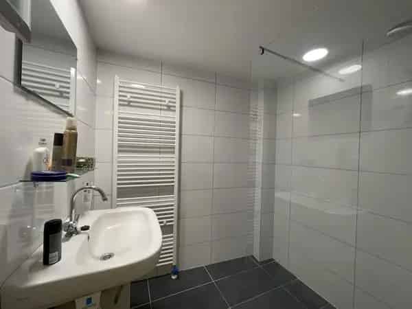 Net appartement voor 1 persoon nabij openbaar vervoer