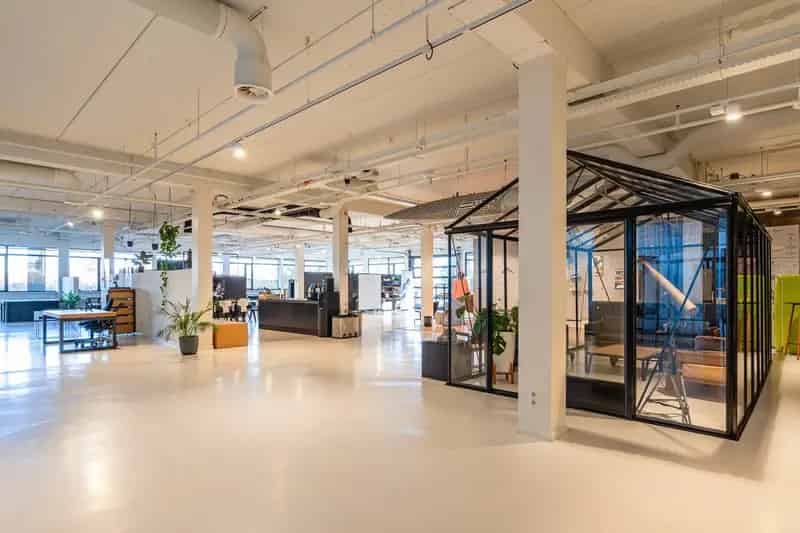 Kantoorruimte Amsterdam Sloterdijk 875m2