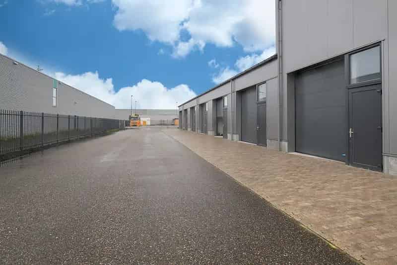 Bedrijfshal Hardenberg te huur 72m2 of 426m2