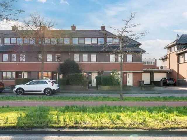 Herenhuis Wateringse Veld: Ruim, Luxe & Klassieke Architectuur