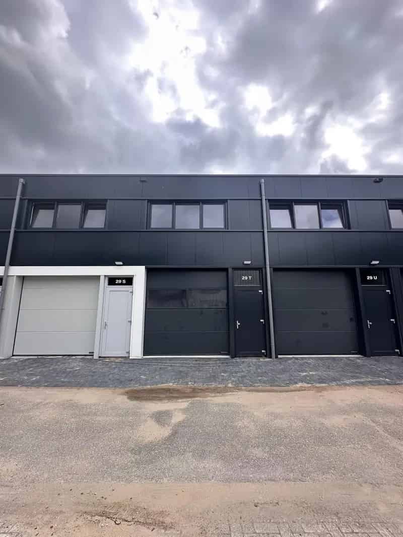 Bedrijfshal Alkmaar 110m2 Te Koop of Te Huur