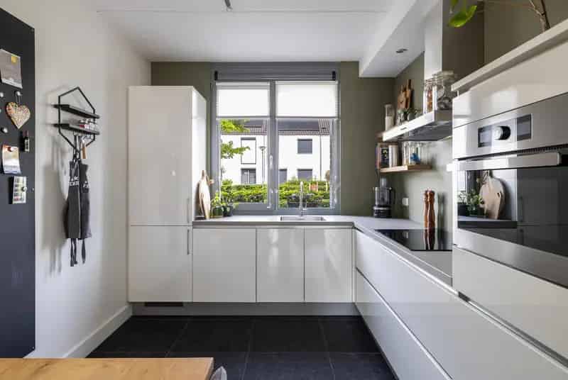 Huis Te Koop , 12, Zoete Kroon, Fijnaart, Noord-Brabant