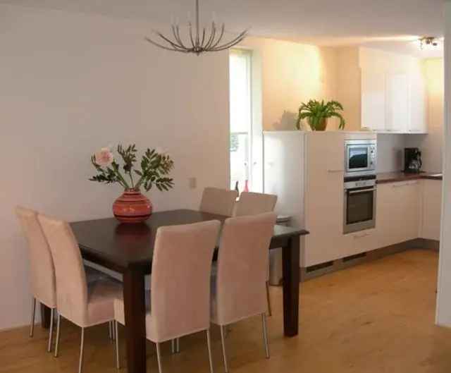 Ruime Hoekwoning 6 Kamers Amstelveen 134m2