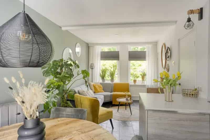 Tussenwoning Kampen: Instapklaar en Sfeervol
