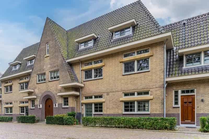 Huis te koop Breda: 5 slaapkamers, 2 badkamers, A+++