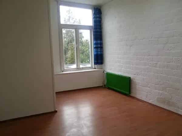 Kamer Oranje Nassaupark Leeuwarden 16m2