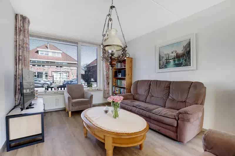 Huis te koop Tiel: Ruime 4-kamer woning in groene wijk Passewaaij