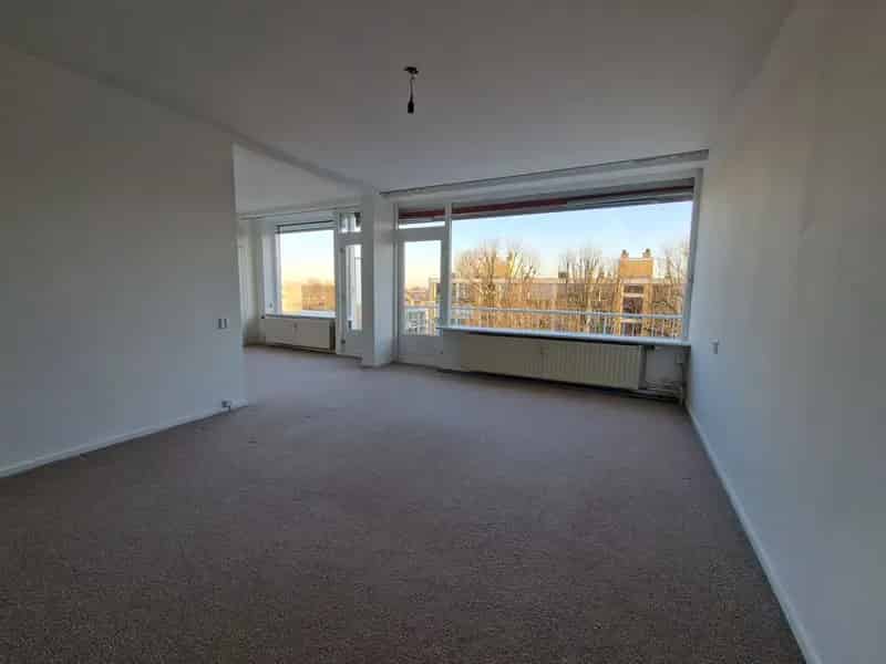 Top appartement Leidschendam: Licht, Ruim, 2 Balkons