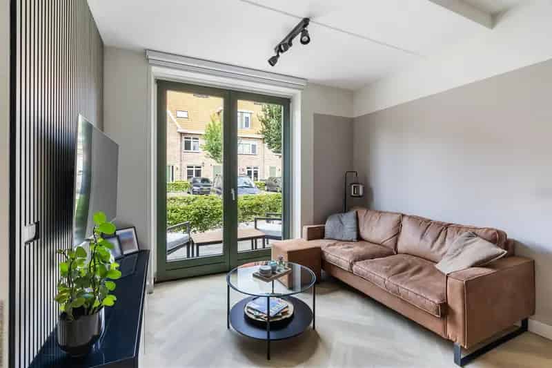 Huis Te Koop , 17, Bonkelaar, Zoeterwoude, Zuid-Holland