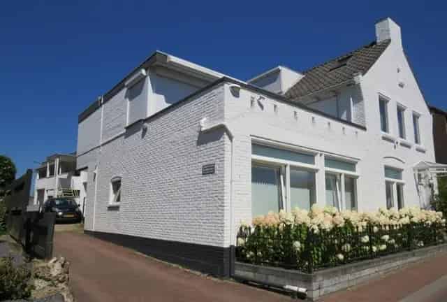 3 Kamer Appartement Geulle 142m2 te Huur