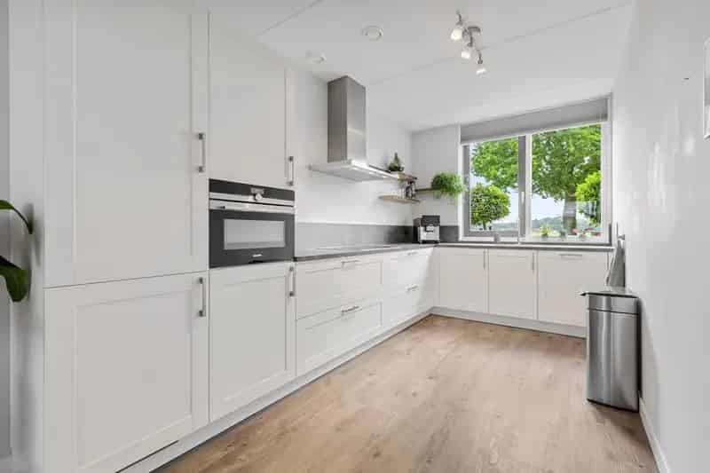 Hoekwoning Stroe 3 slaapkamers garage tuin energielabel A
