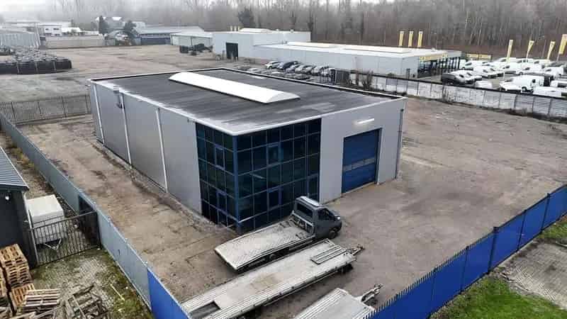Bedrijfshal te Huur Lelystad 375m² 9000m² Buitenterrein