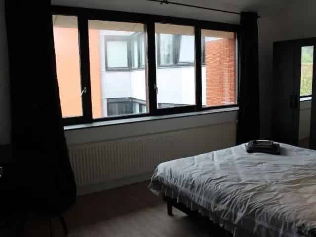 Ruime gezinswoning 5 slaapkamers 3 badkamers Hoofddorp