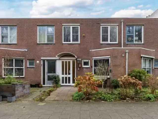 Goed Onderhouden Huis Nabij Gaasperplas 3 Slaapkamers