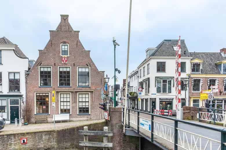 141 m2 Winkelruimte te Huur Maarssen