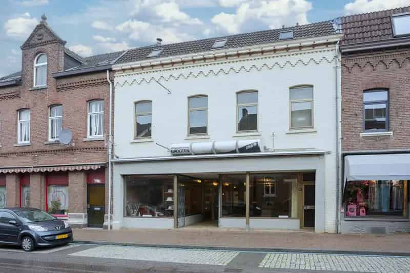 Winkel-Woonhuis Simpelveld Centrum 600m2 Winkel 205m2 Woning