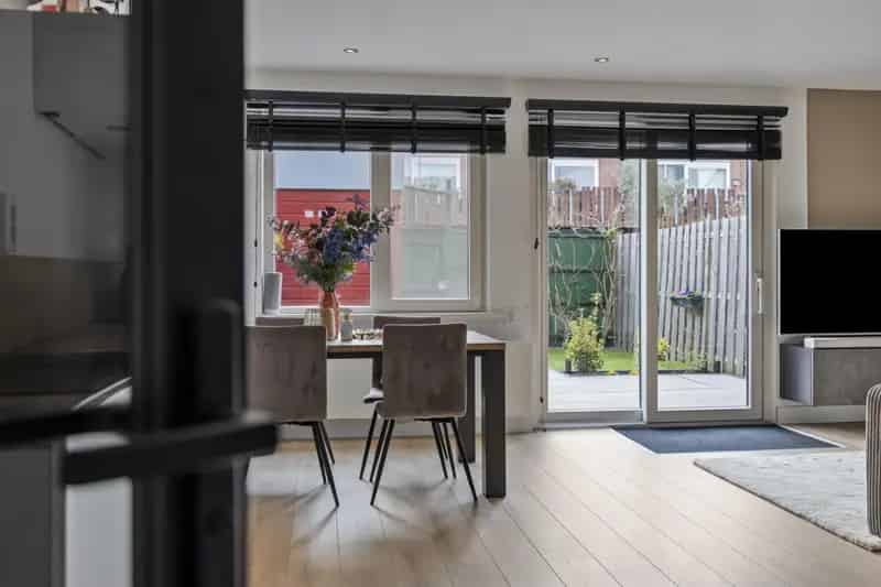 Griet Manshande erf 11: Starterwoning met Tuin