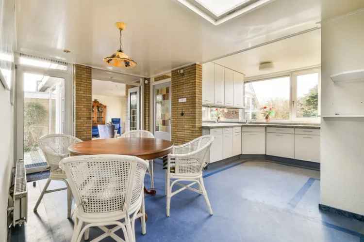 Huis te koop: Ranonkellaan 7 1943 BD Beverwijk 