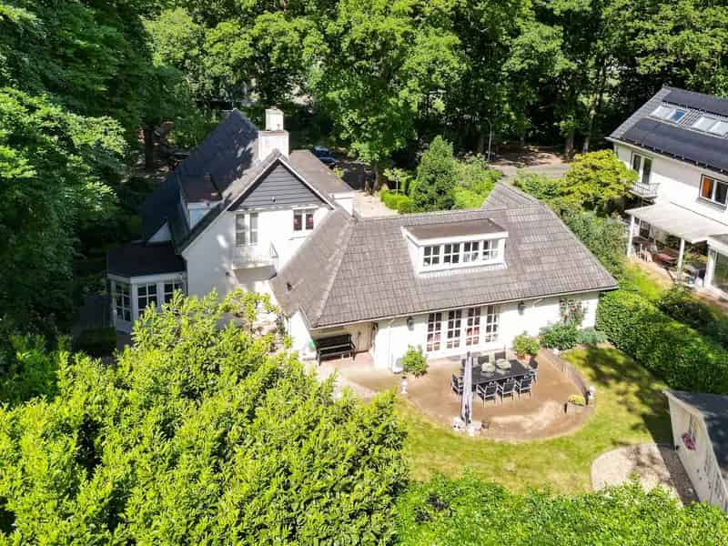 Vrijstaande Villa Nijmegen - Ruime woning met grote tuin