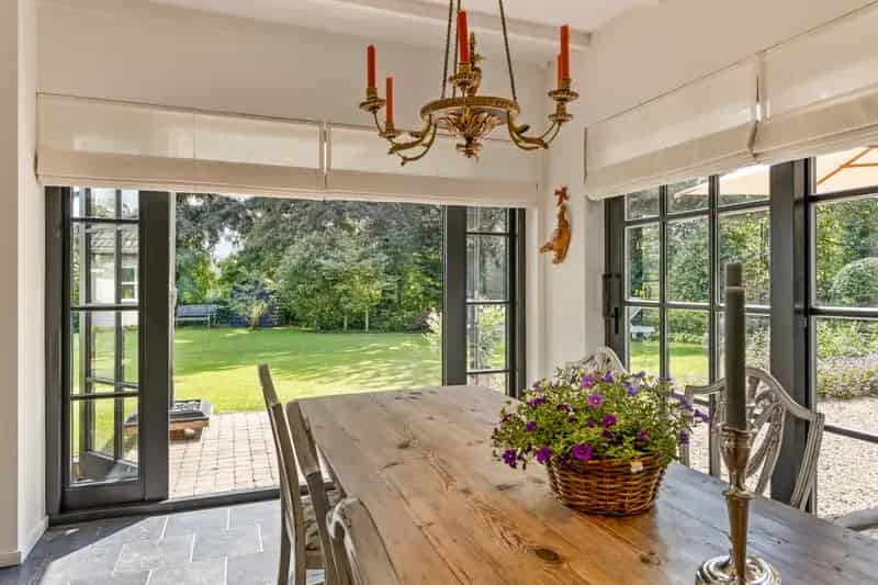 Villa te koop Eefde: Ruime gerenoveerde woning met 4 slaapkamers