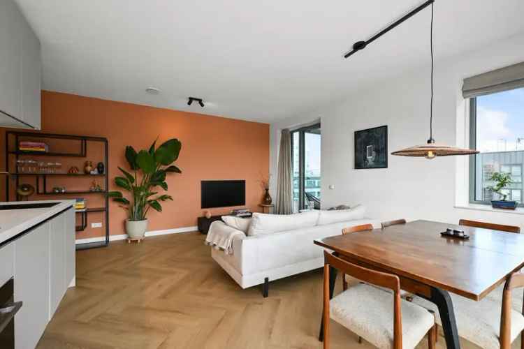 Modern Appartement NDSM-werf Amsterdam 72m2 2 Balkons