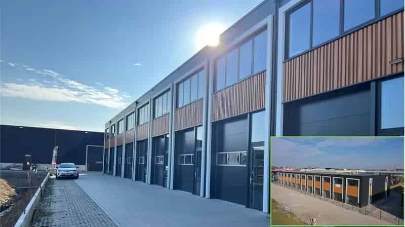 Bedrijfshal te koop Veenendaal 184m2