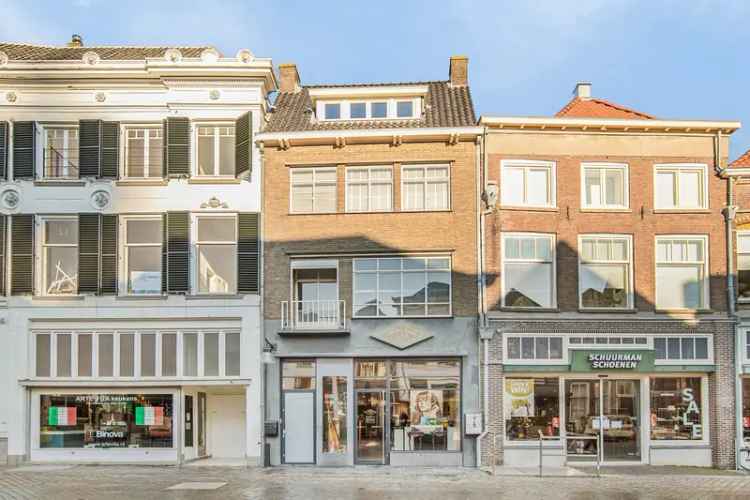 Huis te koop Zutphen Houtmarkt 65: Monumentaal woon winkelpand