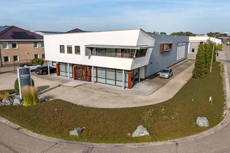 Bedrijfshal Lienden 785m2 Kantoorruimte Showroom A+ Label