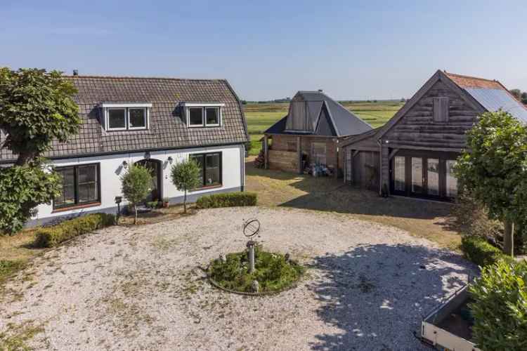 Landelijke Villa Eemdijk met Guesthouses en Prachtig Uitzicht