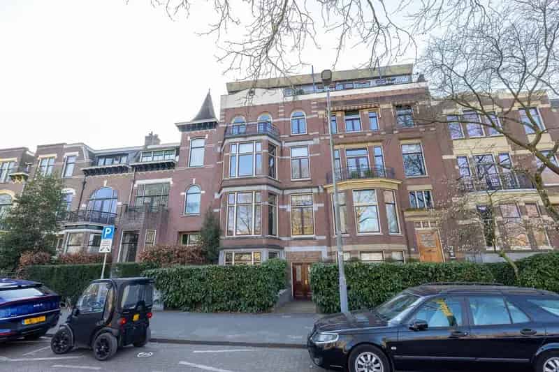 2-Kamer Benedenwoning Heemraadssingel Rotterdam Tuin