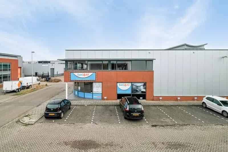 Kantoorruimte te huur Barendrecht 143m2 A29