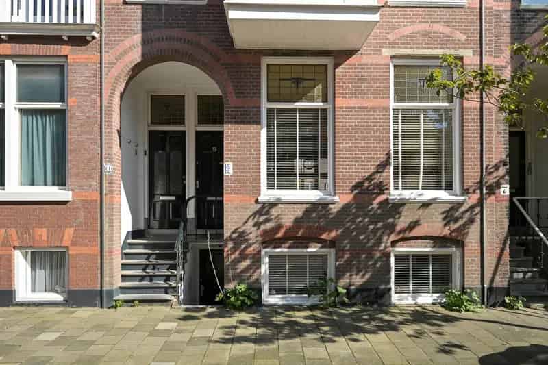 Bel-etage met souterrain te koop Renbaankwartier 5 slaapkamers