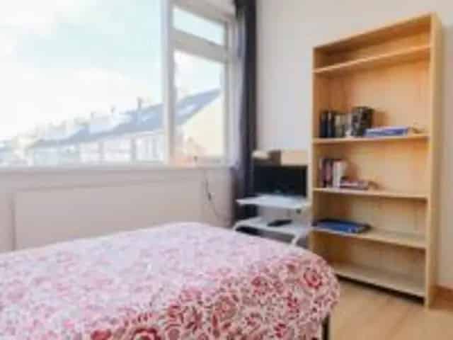 4 Slaapkamers Ruime Woning Gemeubileerd Tuin