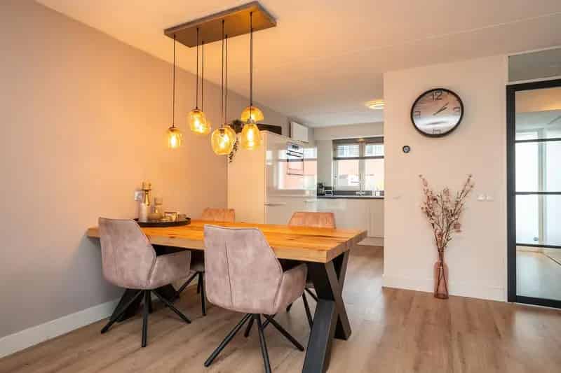 5 Slaapkamers Moderne Woning Prachtige Tuinoverkapping Eekmaat West