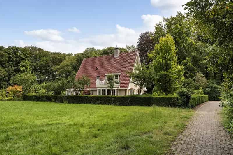 Landhuis Dalfsen Bosrijke Omgeving Ruime Tuin 5 Slaapkamers