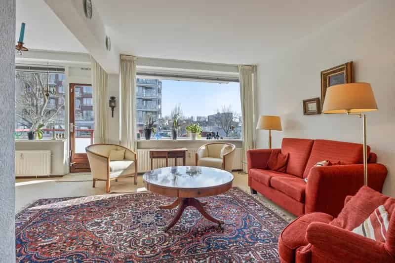 Ruim appartement Maassluis 3 slaapkamers balkon