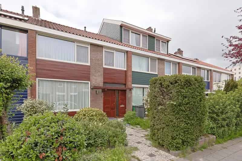 Huis te koop Amstelveen 4 slaapkamers uitbreidingsmogelijkheden