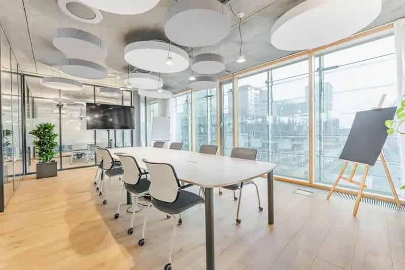 Kantoorruimte Amsterdam NDSM-werf 330m2 - Turn-key Gemeubileerd