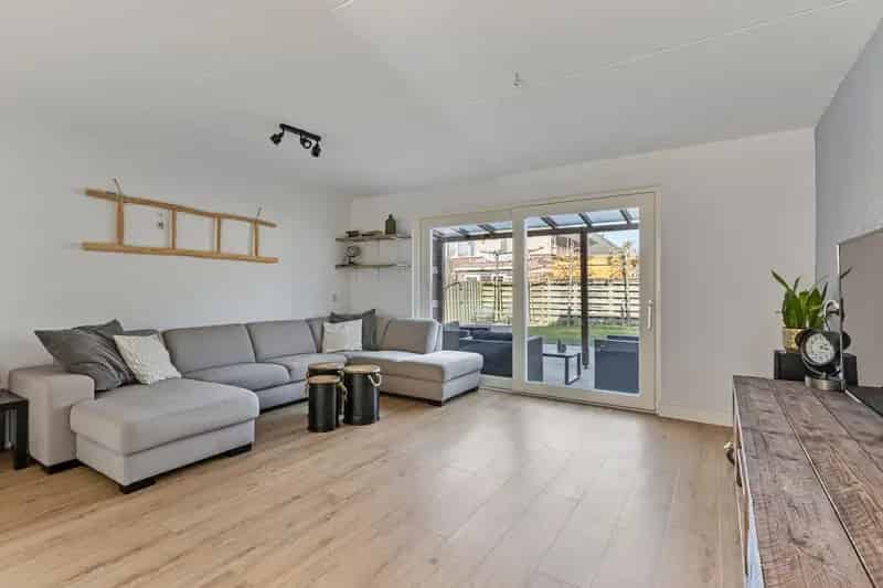 Huis te koop Hoorn: Luxe 2-onder-1-kapwoning met 4 slaapkamers