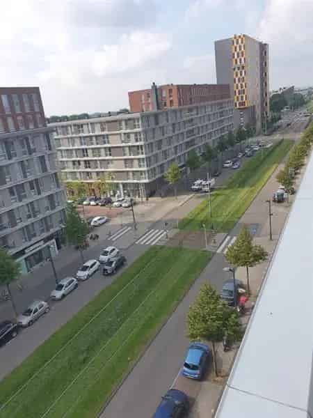 Ruim Appartement 3 Slaapkamers Nabij A9A10 Osdorpplein