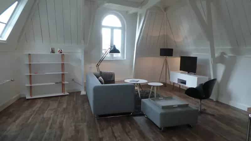 Gemeubileerd Luxe Appartement met Dakterras Centrum