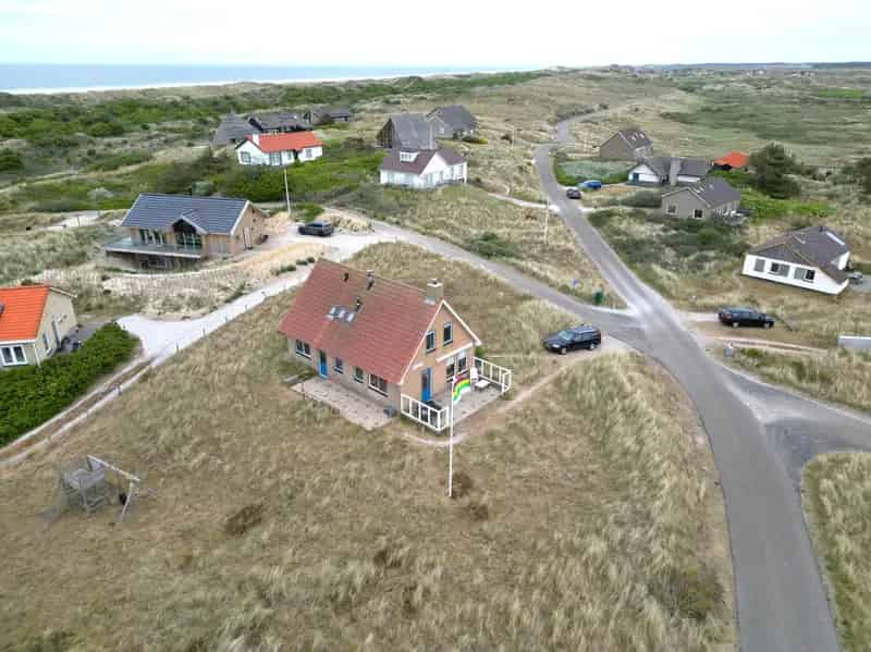 Recreatiewoning Terschelling nabij strand 4 slaapkamers