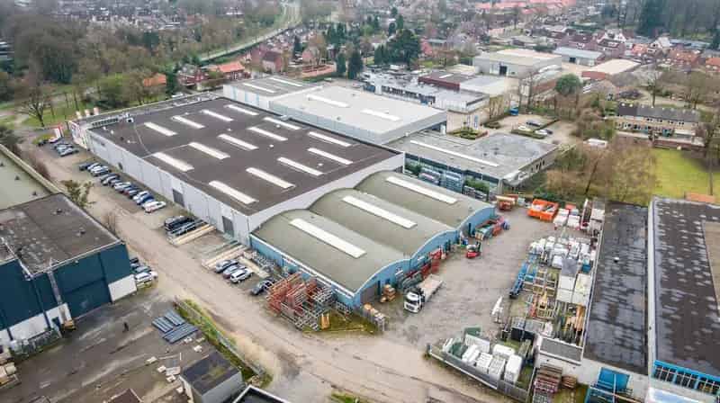 Bedrijfshal Venray 8885m2 te Huur Maasheseweg