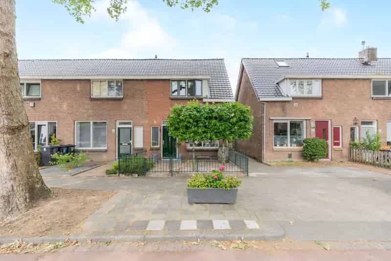 Jaren 30 woning Oud IJsselmonde 3 slaapkamers tuin garage B label