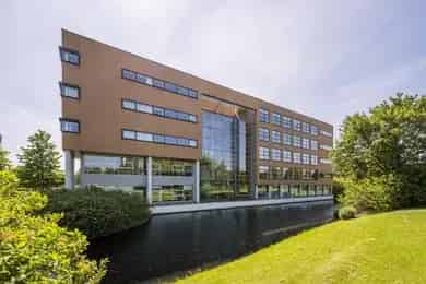 400 4635 m2 Kantoorruimte te Huur Schiphol Rijk
