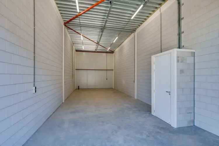 Bedrijfsunits te huur Strijen 60m²